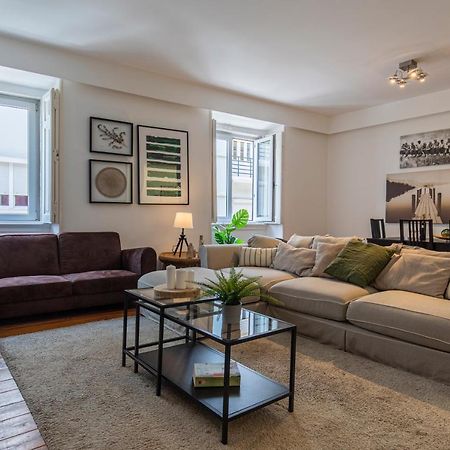 32 -Lovely 2 Bedroom Apt In Principe Real Lisbon Exterior photo