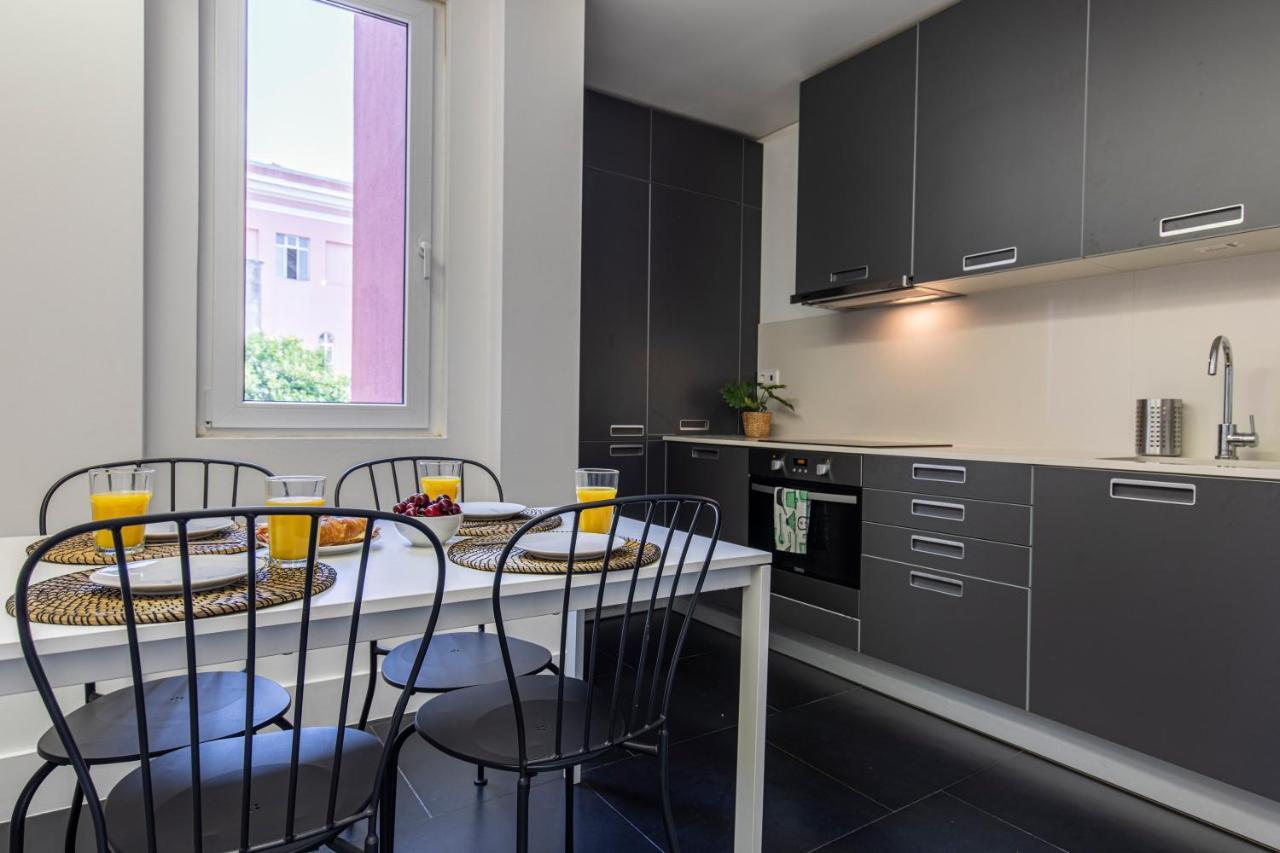 32 -Lovely 2 Bedroom Apt In Principe Real Lisbon Exterior photo